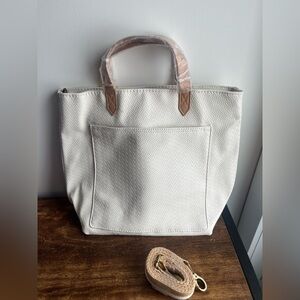 New Thirty one white basketweave tote bag
